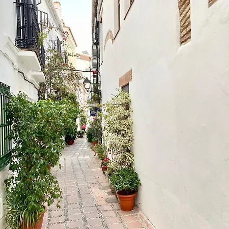 Port Beachfront - Eaw Homes Marbella